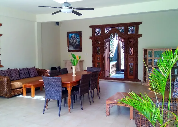 Gajah Mina Selemadeg (Bali)